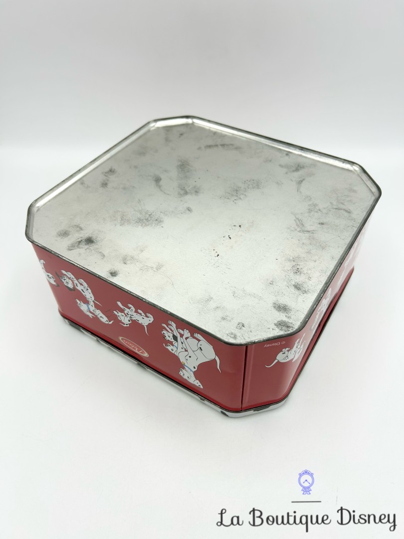boite-métal-les-101-dalmatiens-disney-delacre-rouge-biscuits-gateaux (5)