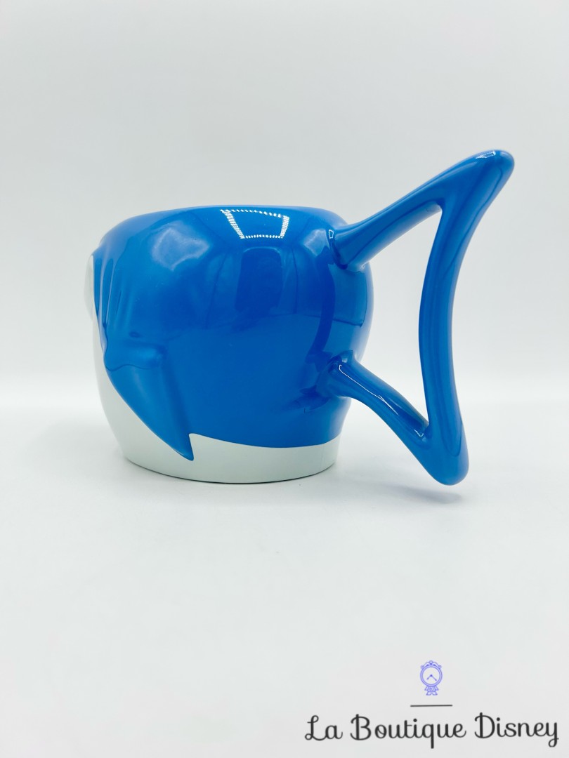 tasse-bruce-requin-le-monde-de-némo-disney-store-mug-bleu-relief-3D (5)