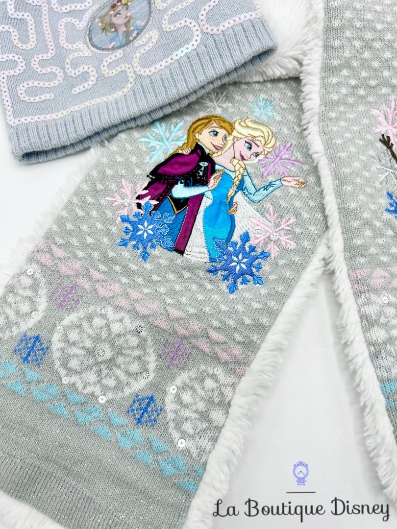 ensemble-écharpe-bonnet-la-reine-des-neiges-disney-store-hiver- (3)