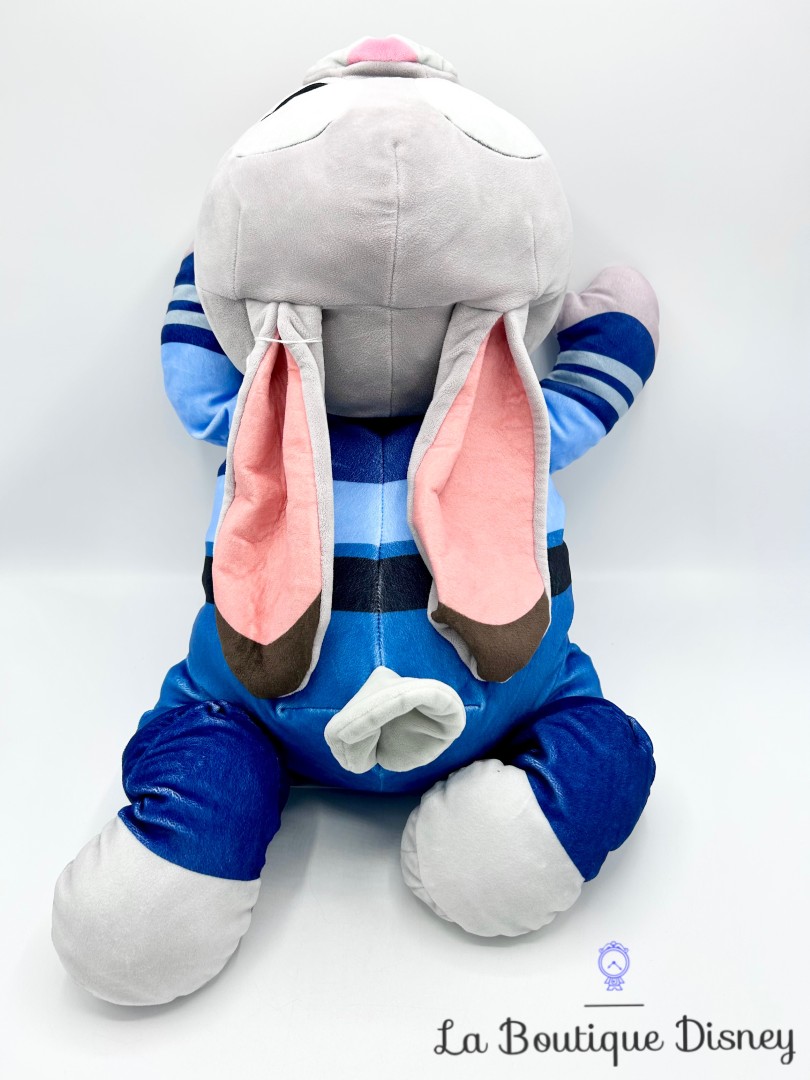peluche-judy-hopps-cuddleez-disney-store-lapin-policier-zootopie-dort-couché (2)