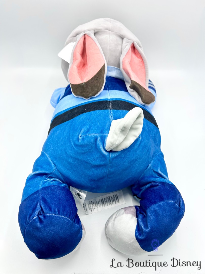 peluche-judy-hopps-cuddleez-disney-store-lapin-policier-zootopie-dort-couché (3)