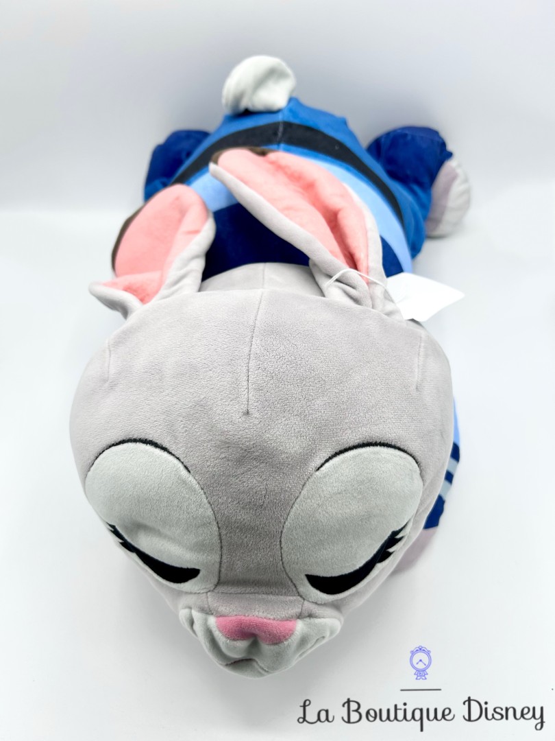peluche-judy-hopps-cuddleez-disney-store-lapin-policier-zootopie-dort-couché (4)