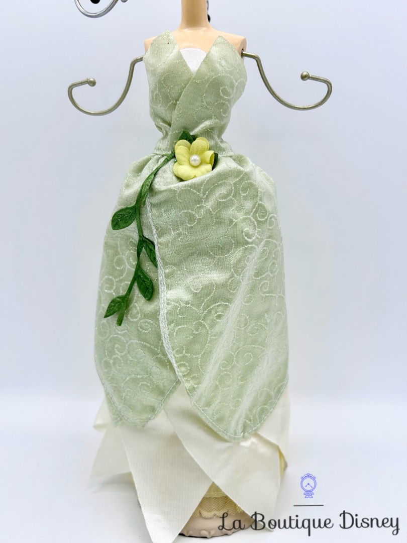 porte-accroche-bijoux-tiana-la-princesse-et-la-grenouille-robe-disneyland-disney-décoration (5)