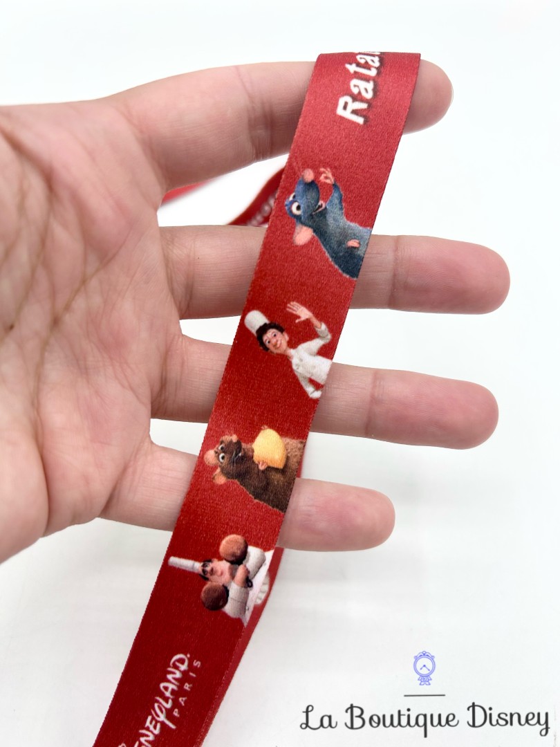 laniere-pins-ratatouille-aventure-totalement-toquée-rémy-disneyland-disney-cordon-tour-cou-rouge (2)