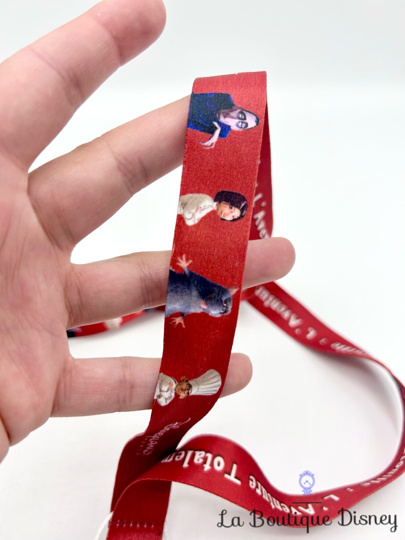 laniere-pins-ratatouille-aventure-totalement-toquée-rémy-disneyland-disney-cordon-tour-cou-rouge (1)