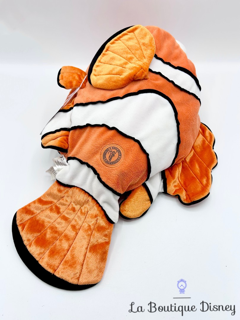 peluche-range-pyjama-némo-disney-store-écusson-poisson-orange-xxl (7)