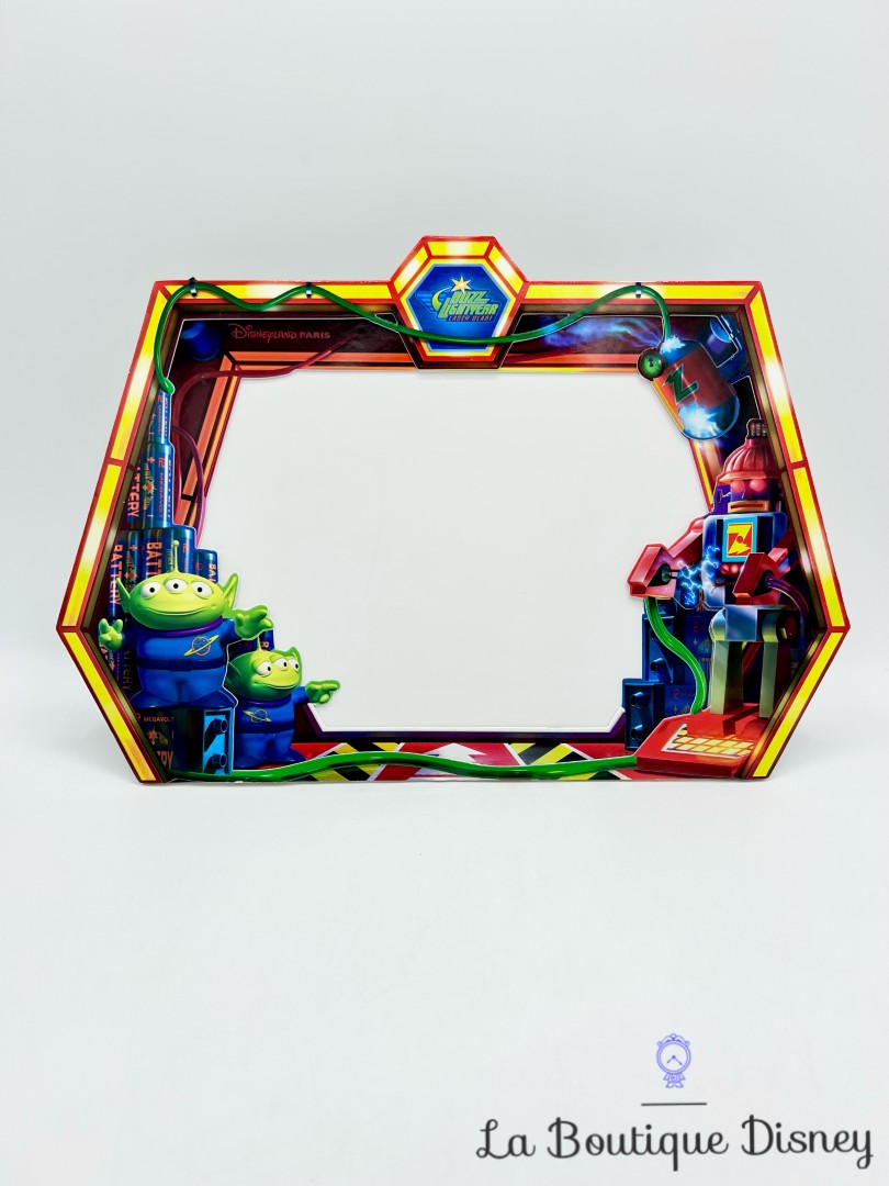 cadre-photos-buzz-lightyear-laser-blast-attraction-disneyland-paris-disney-carton (2)