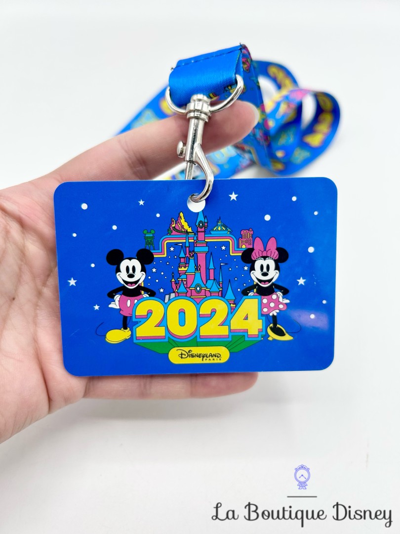 laniere-pins-2024-mickey-minnie-disneyland-disney-cordon-tour-cou-bleu (1)