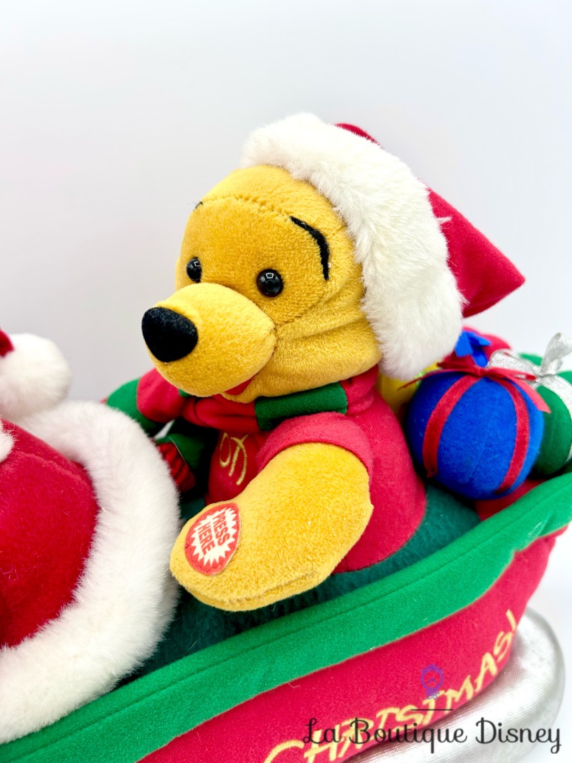 peluche-musicale-traineau-winnie-tigrou-noel-disneyland-disney-automate-sonore-merry-christmas (3)
