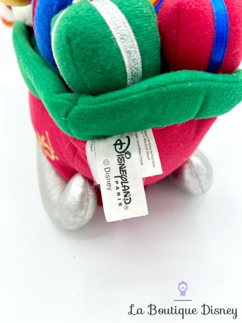 peluche-musicale-traineau-winnie-tigrou-noel-disneyland-disney-automate-sonore-merry-christmas (9)