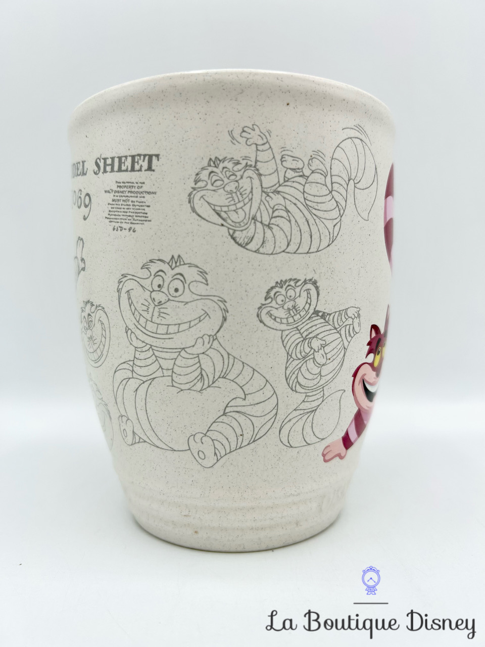 tasse-chat-cheshire-animé-disney-store-mug-dessin-classics-alice-au-pays-des-merveilles-rose-2