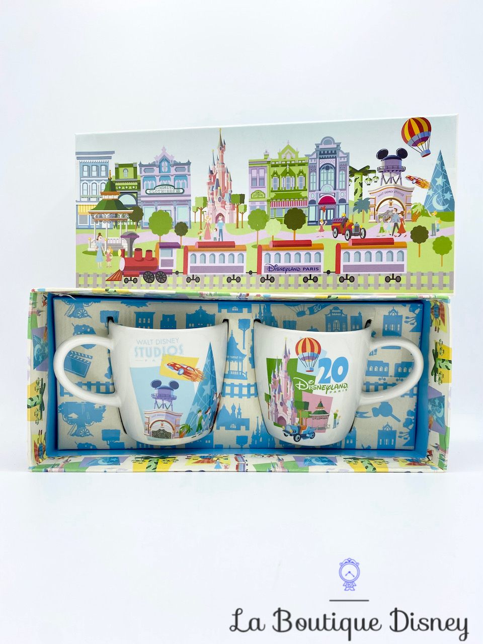coffret-tasses-20-ème-anniversaire-disneyland-mug-20-ans-disney-studio-parc-attraction-boite-1