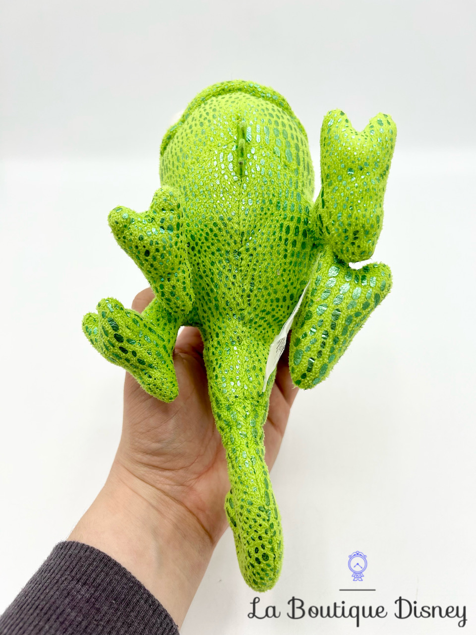 peluche-pascal-caméléon-raiponce-disney-store-vert-3 (1)