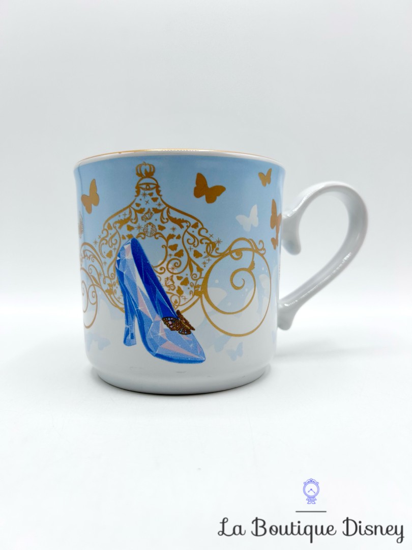 tasse-chaussure-cendrillon-disney-store-mug-pantoufle-carosse (3)