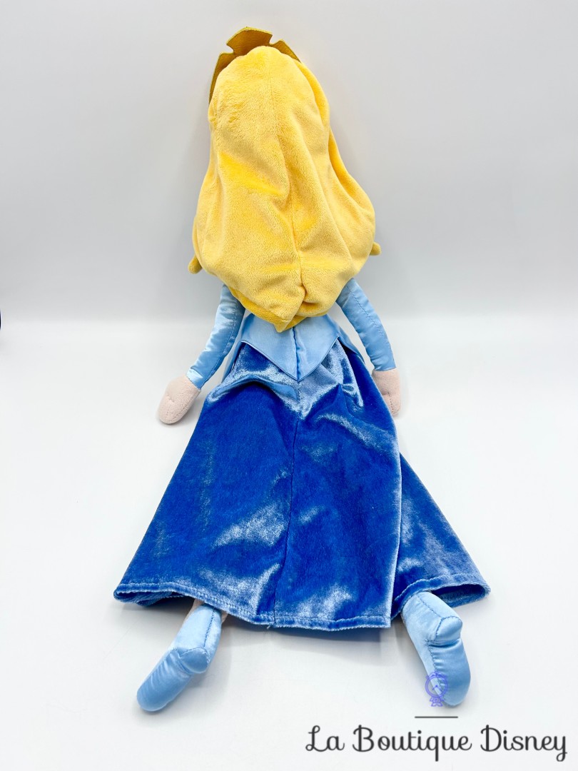poupée-chiffon-aurore-robe-bleue-la-belle-au-bois-dormant-disney-parks (7)