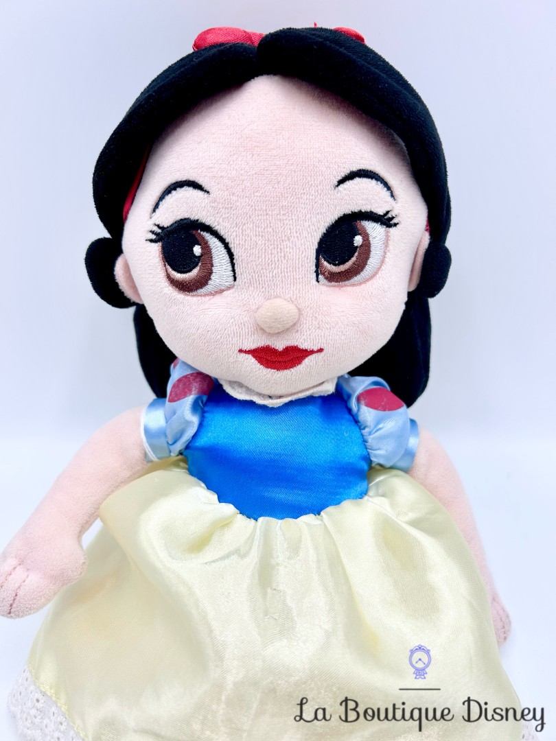 peluche-blanche-neige-animators-collection-disney-store-petite-fille-enfant (5)