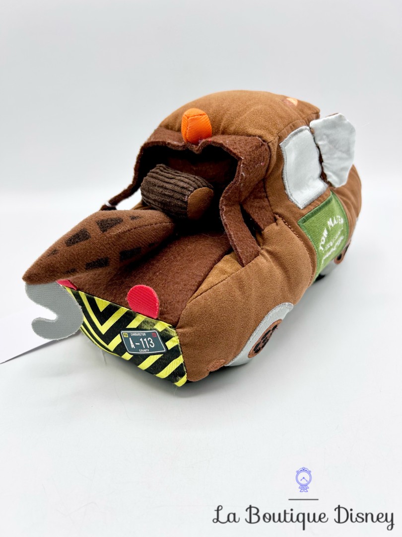 peluche-martin-cars-disney-store-ecusson-voiture-depanneuse-marron (5)