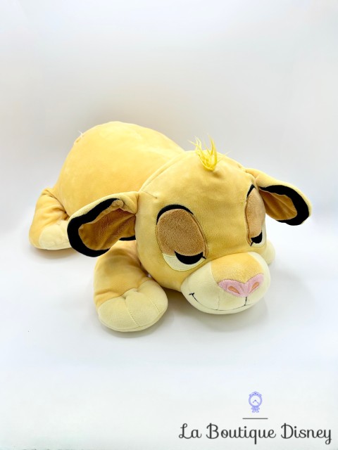 peluche-simba-cuddleez-disney-store-le-roi-lion-oreiller-dort-couché (9)