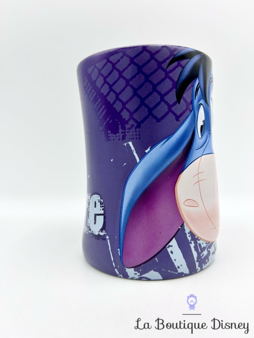 tasse-bourriquet-eeyore-disney-store-mug-violet-winnie-portrait (2)