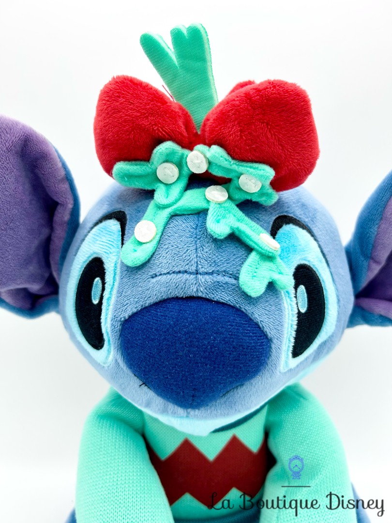 peluche-stitch-noel-disneyland-disney-pull-vert-rouge (5)