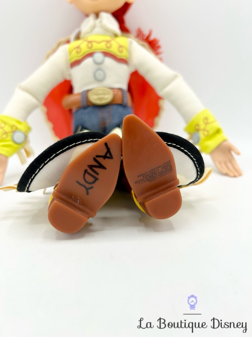jouet-figurine-parlante-jessie-disneyland-disney-store-toy-story-ficelle-anglais-andy (3)