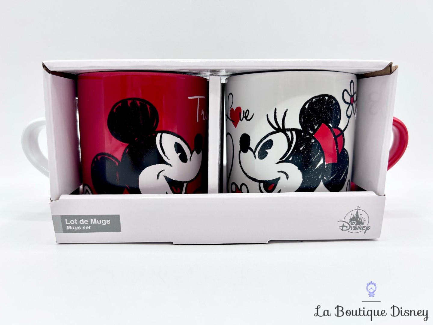 Paire-Tasses-Mickey-Minnie-True-Love-Disney-Parks-2020-mug-disneyland-Coeur-rouge-noir-blanc-duo (3)