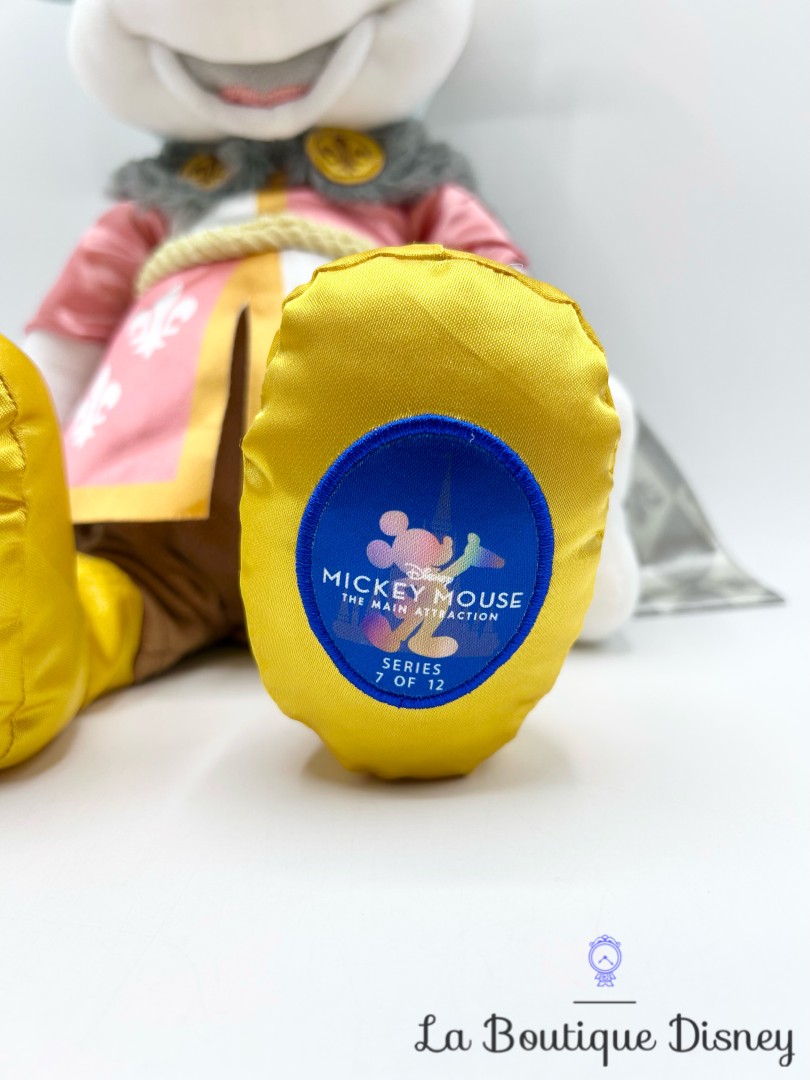 Peluche-Mickey-Mouse-The-Main-Attraction-7-sur-12-Prince-Charming-Regal-Carrousel-Disney-Store-2020-Édition-limitée-43-cm (6)