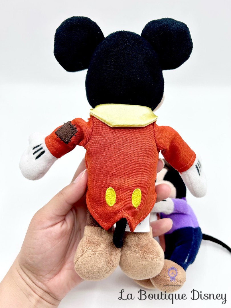 Peluche-Bob-Cratchit-Tiny-Tim-Mickeys-Christmas-Carol-Disney-Parks-2016-Holiday-Exclusive-Set-Le-Noël-de-Mickey (3)