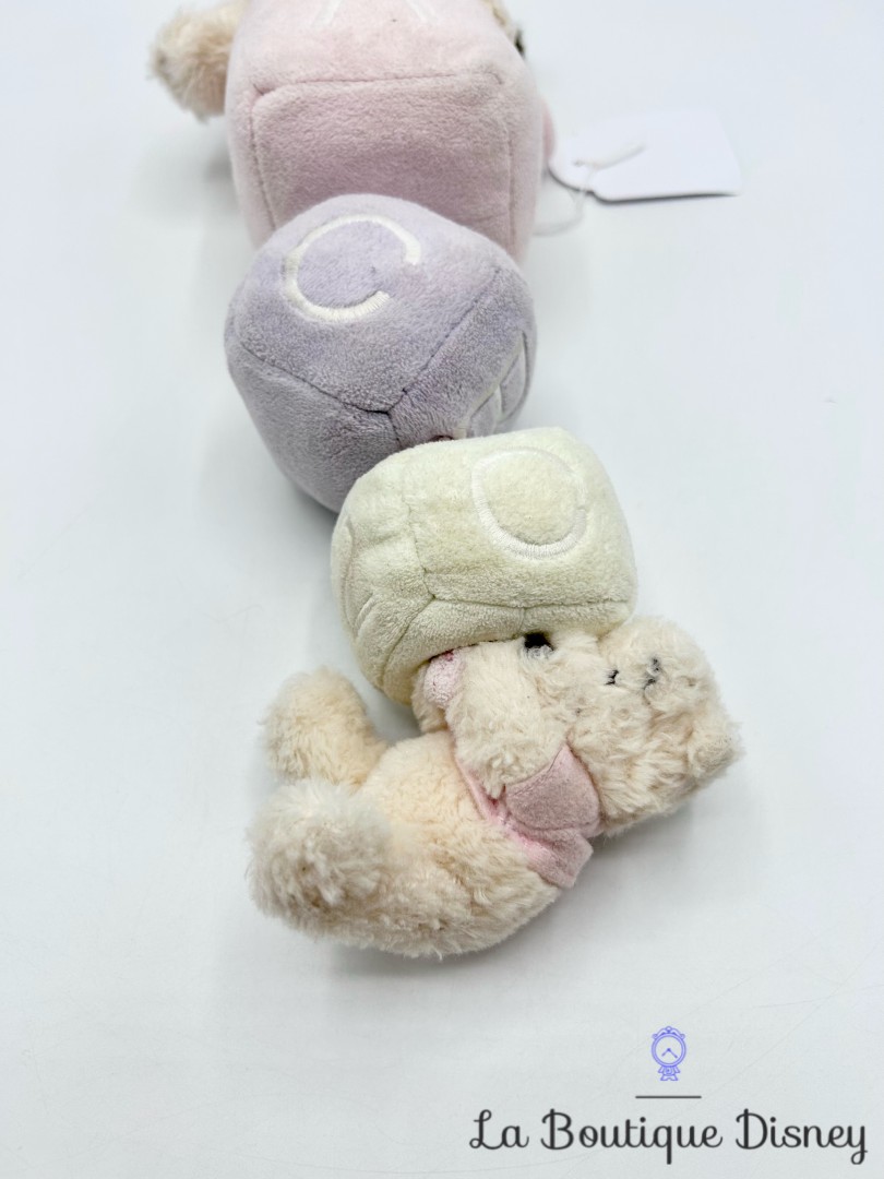 Peluche-musicale-Winnie-ourson-Bourriquet-cubes-Disney-Store-sonore-bébé-30-cm (4)