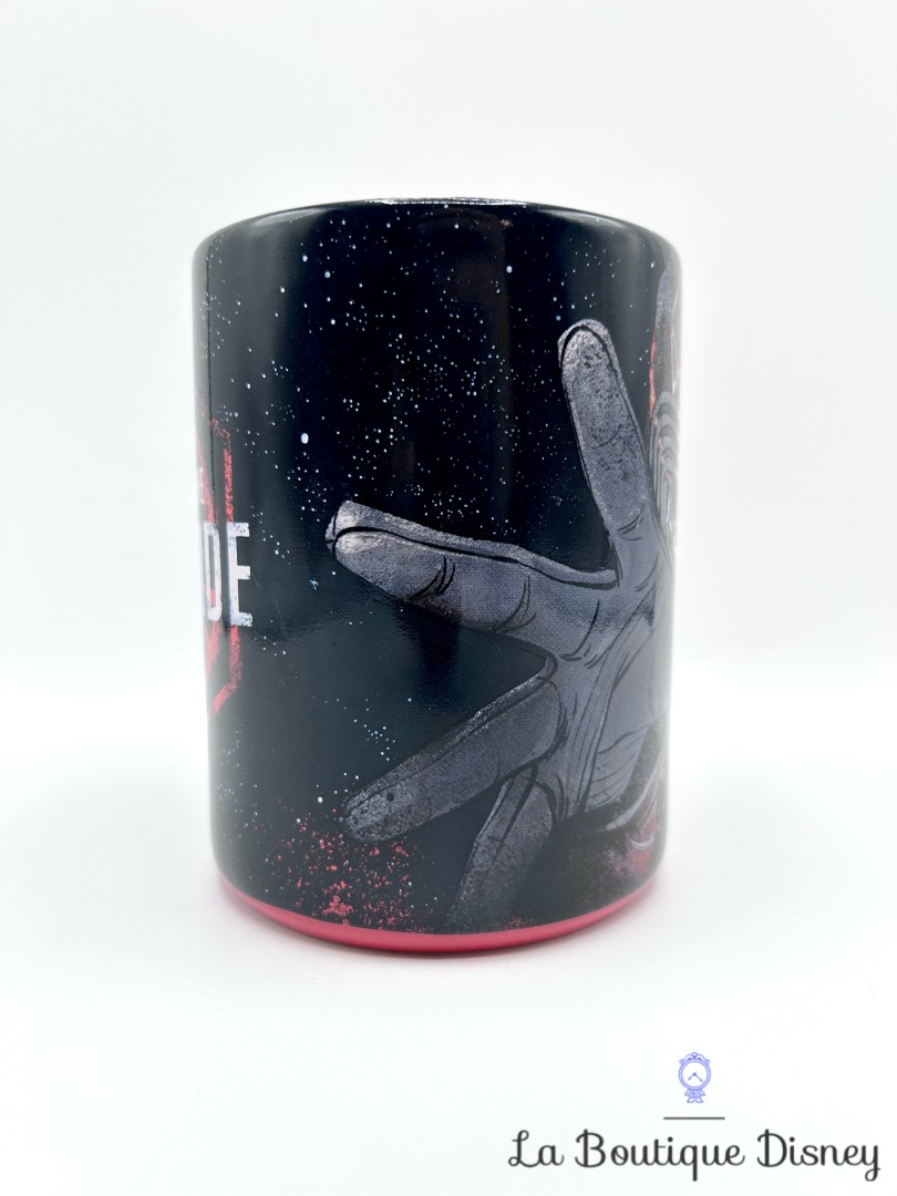 Tasse-kylo-Ren-Power-of-the-Dark-Side-Star-Wars-Disneyland-2019-mug-Disney-rouge-noir (2)