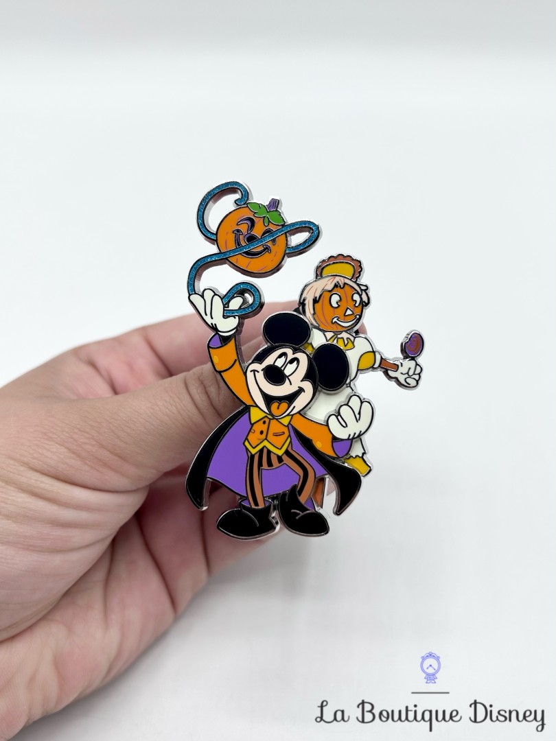 Pin-Halloween-Mickey-Edition-Limitée-700-EX-Disneyland-Paris-2021-Mickey-Mouse-with-Scarecrow-145211 (2)