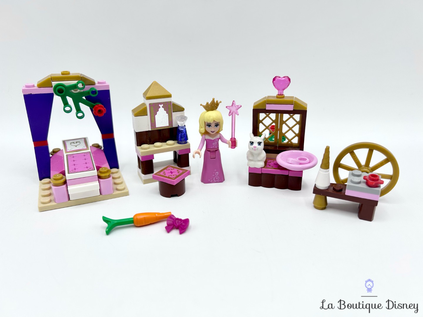 Jouet-LEGO-41060-La-chambre-de-la-Belle-au-Bois-Dormant-Disney-Princess (2)
