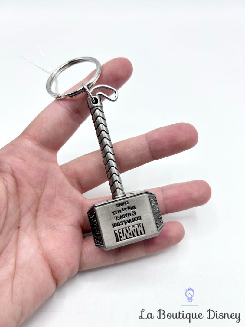 Porte-clés-métal-Marteau-Thor-Avengers-Disneyland-Paris-Disney-Marvel (1)