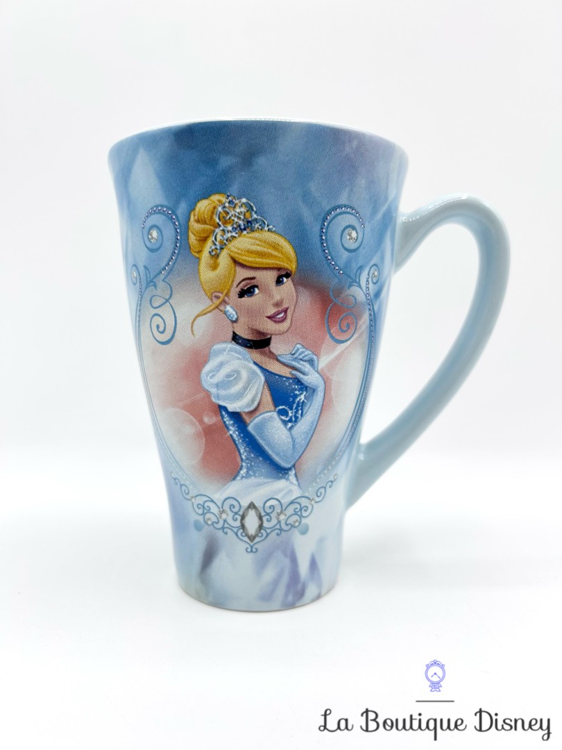 Tasse-Cendrillon-bijoux-strass-Disney-Store-2014-mug-Disney-princesse-bleu (1)