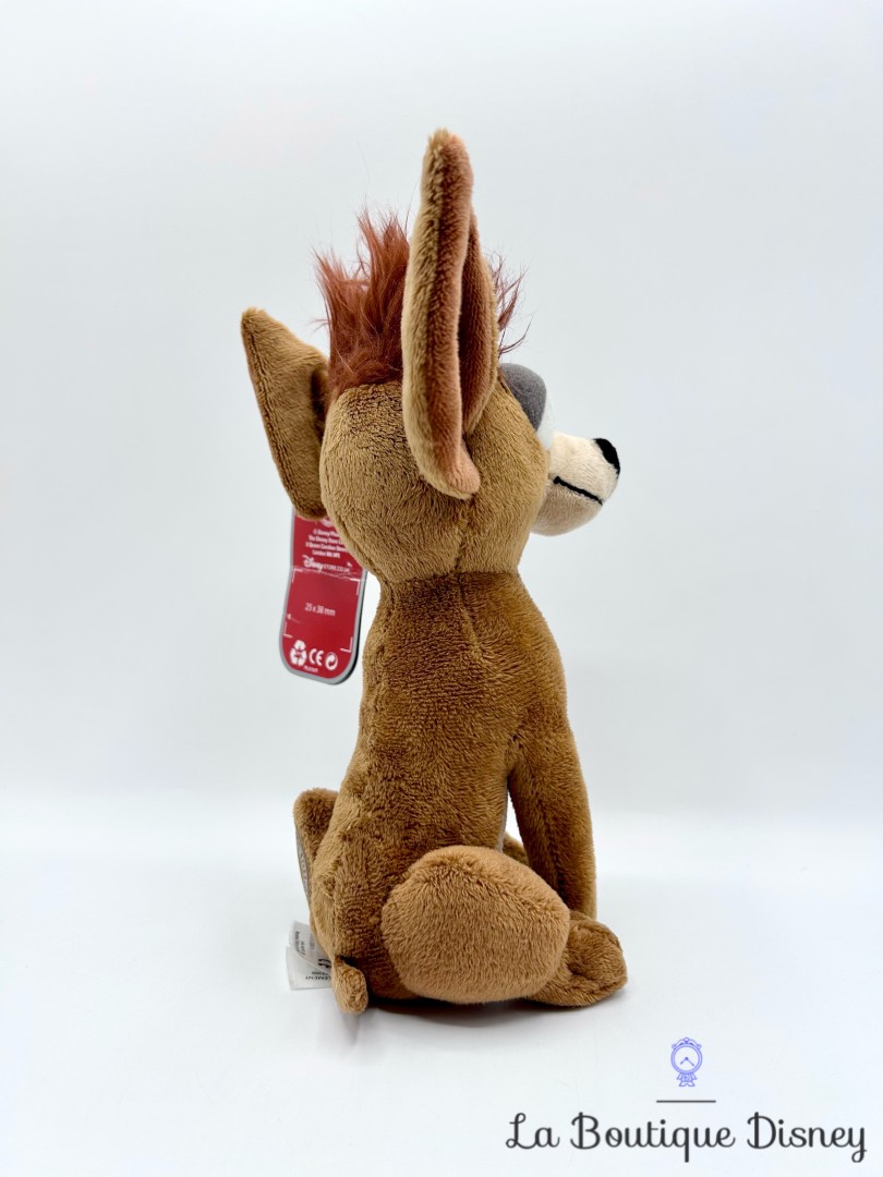 Peluche-Pedro-La-Belle-et-le-Clochard-Disney-Store-2011-chien-marron-écusson-23-cm (5)