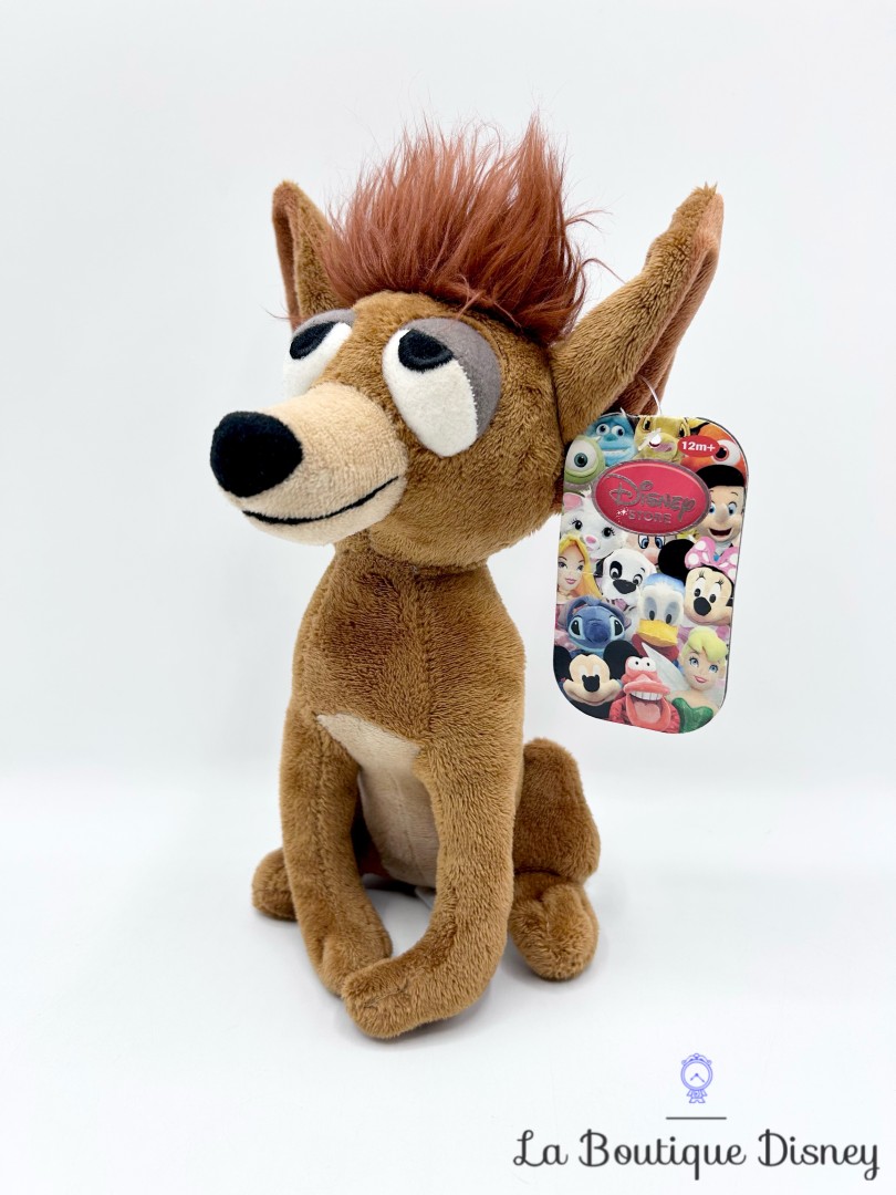 Peluche-Pedro-La-Belle-et-le-Clochard-Disney-Store-2011-chien-marron-écusson-23-cm (3)