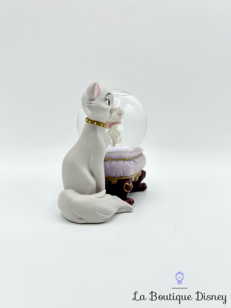Boule-à-neige-Marie-Duchesse-Les-Aristochats-Disneyland-Paris-snow-globe-Disney (4)