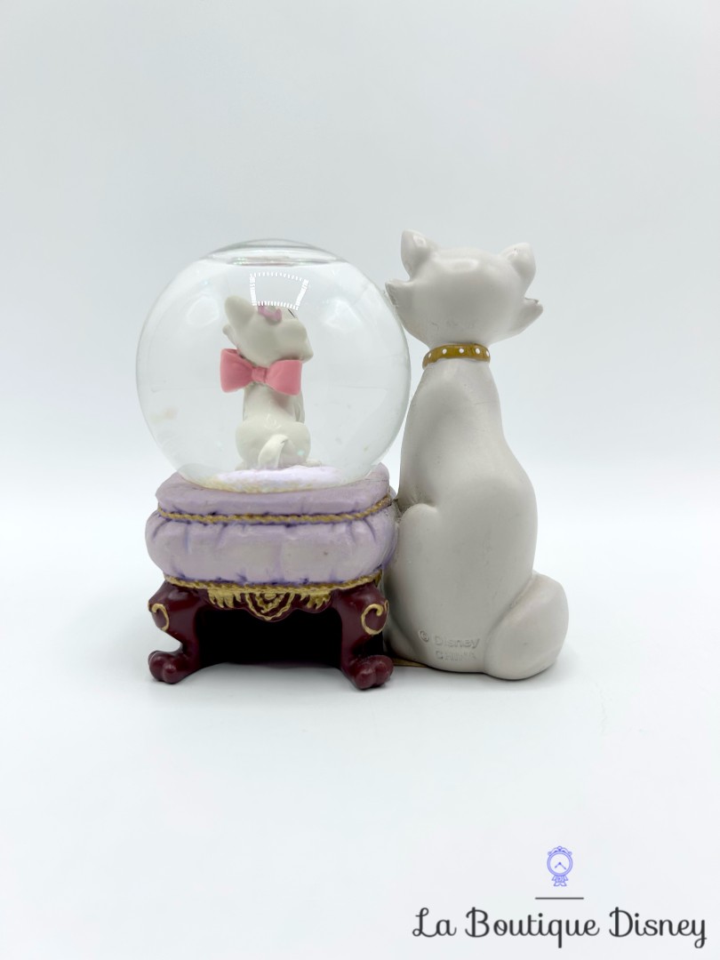 Boule-à-neige-Marie-Duchesse-Les-Aristochats-Disneyland-Paris-snow-globe-Disney (3)