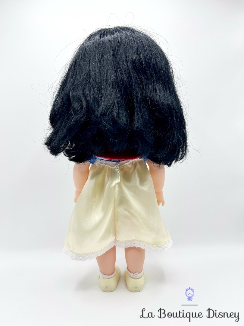 Poupée-Blanche-Neige-Animators-Collection-V5-Disney-Store-2019-princesse-40-cm (5)