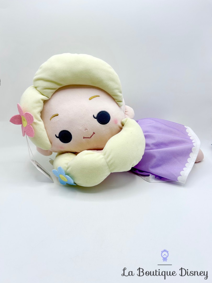 Peluche-Raiponce-Dreamy-Kawaii-Disney-SEGA-Japon-princesse-allongée-50-cm (3)