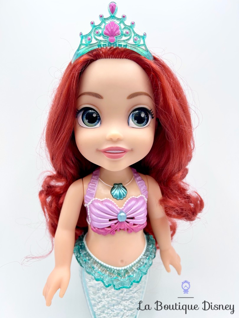 Poupée-Ariel-chante-et-scintille-La-Petite-Sirène-Disney-Princess-Jakks-Sing-Sparkle-38-cm (2)