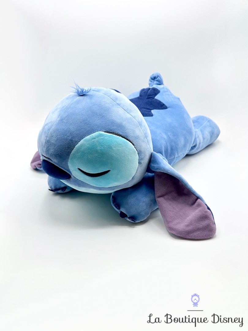 Peluche-Stitch-Cuddleez-Disney-Store-2021-Lilo-et-Stitch-bleu-dort-couché (2)
