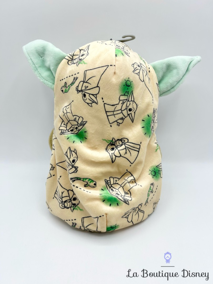 Peluche-Grogu-lange-Disney-Babies-Disney-Store-2023-The-Mandalorian-Star-Wars-couverture-beige (3)