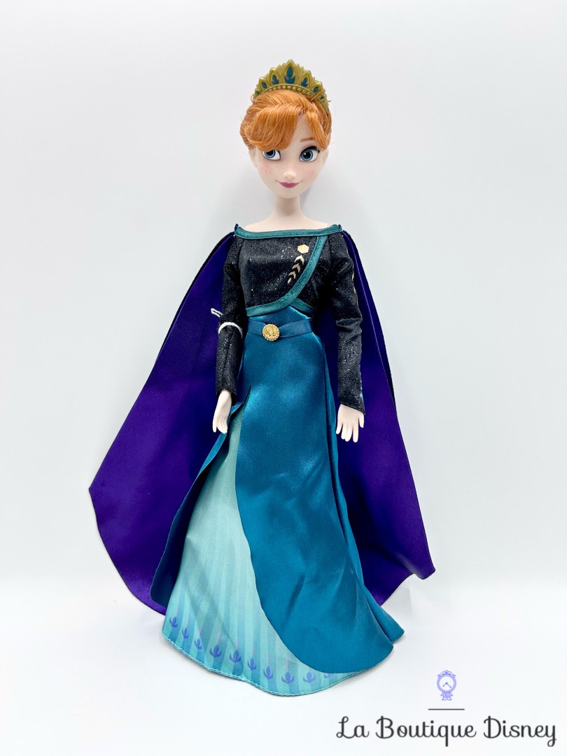 Poupée-Anna-La-Reine-des-Neiges-2-Disneyland-2019-Disney-robe-couronnement-30-cm (3)
