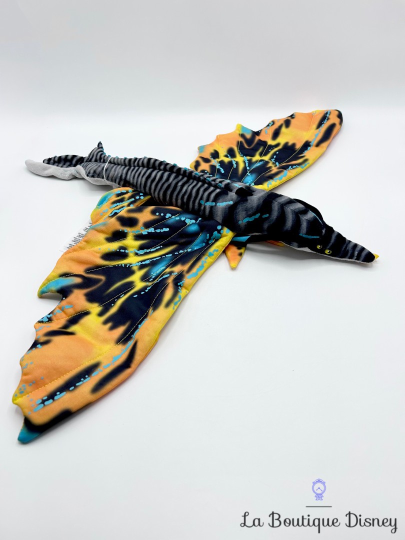 Peluche-Skimwing-Avatar-La-Voie-de-eau-Disney-Store-2023-oiseau-dragon-noir (3)
