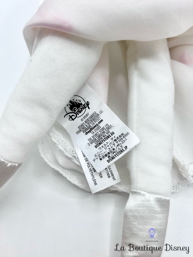 Poupée-chiffon-Mary-Poppins-Disney-Store-2018-peluche-nurse-robe-blanche-48-cm (1)