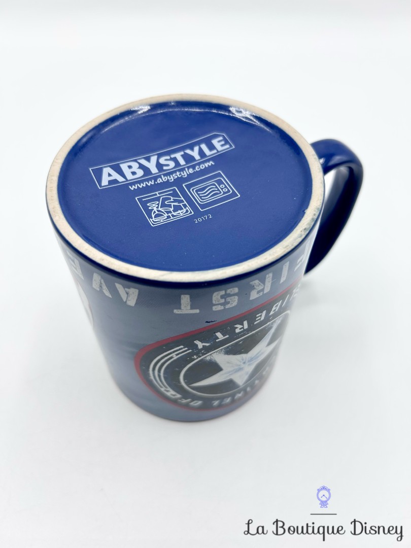 Tasse-Captain-America-The-First-Avenger-Marvel-mug-ABYstyle-bleu (4)