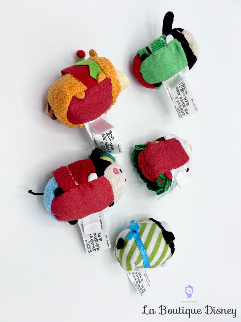 Peluches-Tsum-Tsum-Noël-Calendrier-de-Avent-2016-Disney-Parks (5)