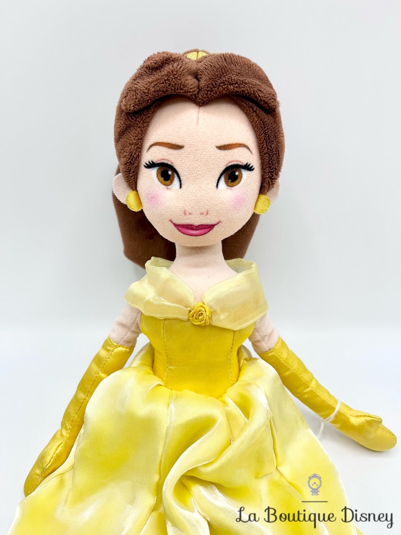 Poupée-chiffon-Belle-La-Belle-et-la-Bête-Disney-Store-2017-peluche-princesse-jaune-52-cm (2)