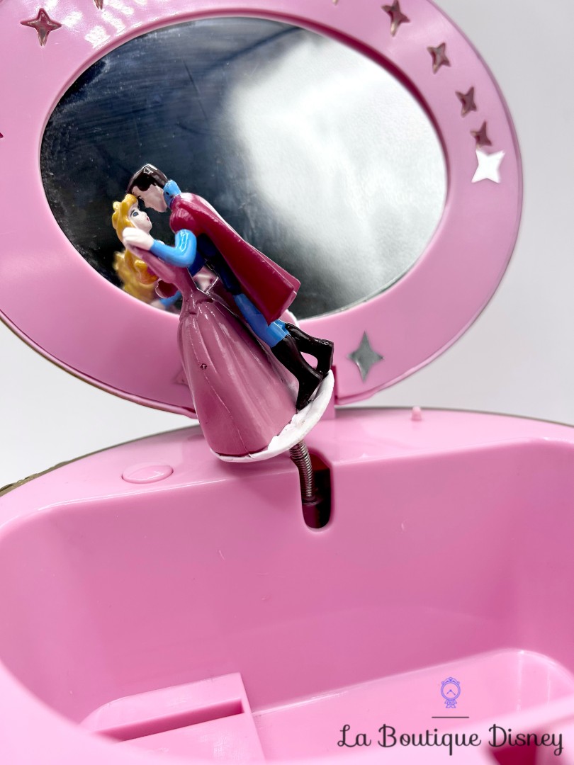 Boite-musique-La-Belle-au-Bois-Dormant-Disney-Lansay-rose-vintage-relief-3D (17)